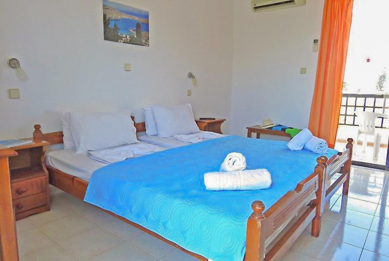Debbi Appartments And Hotel Ялисос Екстериор снимка